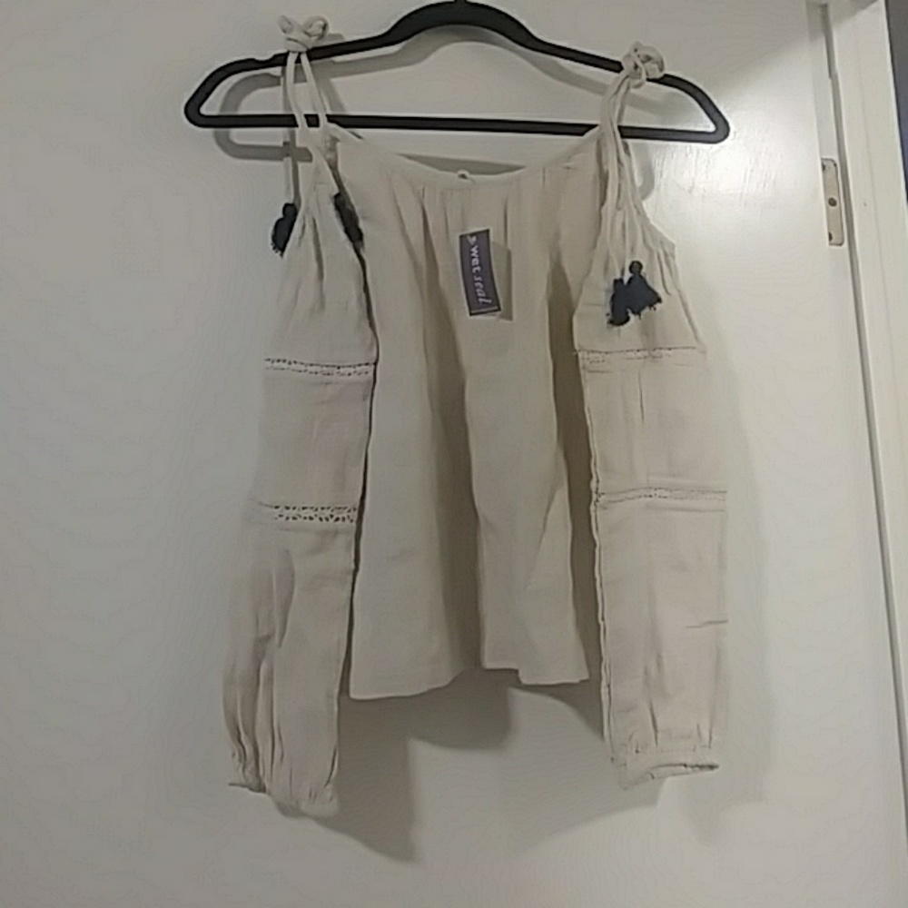 Wet seal light beige/cream cold shoulder top